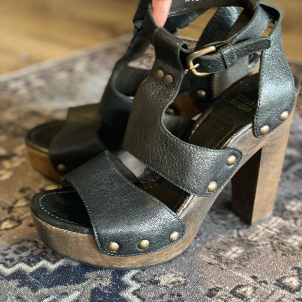 Stuart Weitzman Black Leather Heeled Sandals